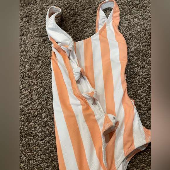 Volcom Juniors’ Guava Coco Printed One Piece - Picture 8 of 12